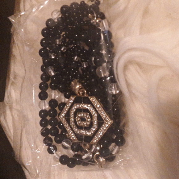 FOREVER Necklace. NWOT. - Picture 5 of 7